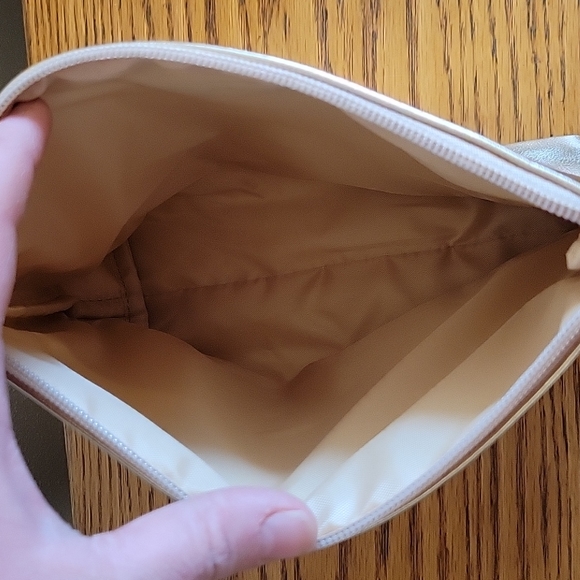 Gold Makeup Bag - Picture 3 of 6